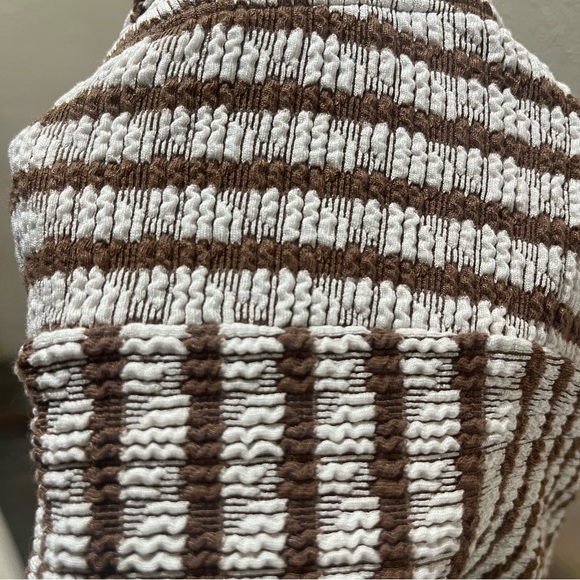 One piece brown and white swimsuit✨ - Picture 3 of 3